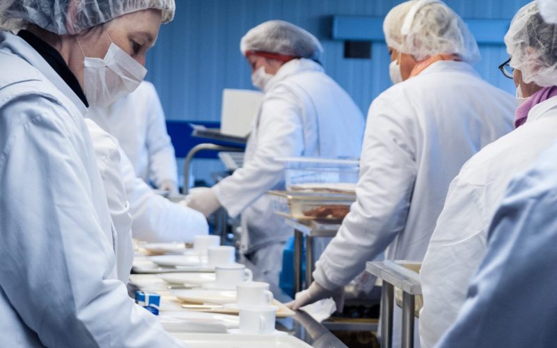 Krankenhausküche, Küche, Catering, Kantine, Hygiene, Altenpflege, Altersheim, Klinik, HACCP, Essen, Zubereitung